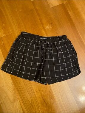 Brandy Melville Black & White
Grid Lounge Shorts